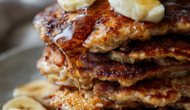 Healthy gluten-free banana pancakes