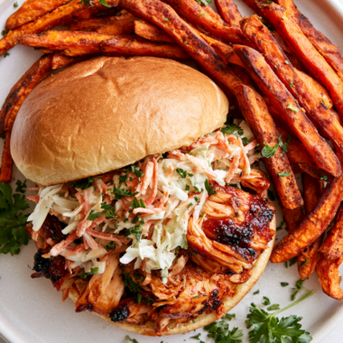 Crockpot BBQ Chicken - sandwich
