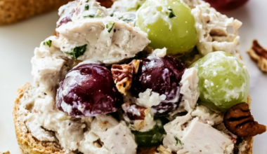 High-Protein Chicken Salad with Grapes