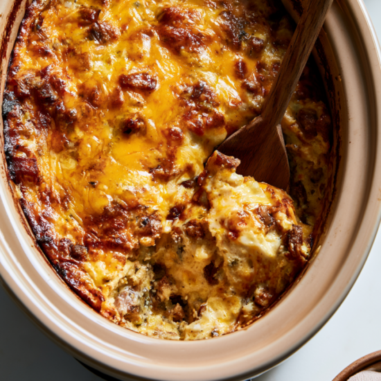 Overnight Crockpot Breakfast Casserole