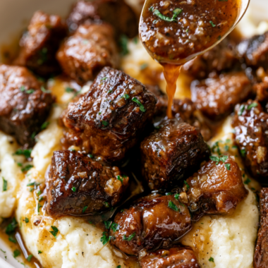 High-Protein Crockpot Garlic Butter Steak Bites