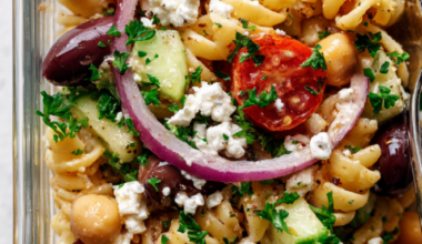 5. Chickpea Pasta Salad