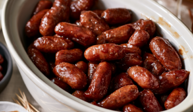 Cocktail Weenies Crockpot-Party Appetizer