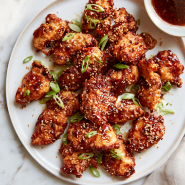 Crispy Honey Garlic Air Fryer Chicken Bites -plated