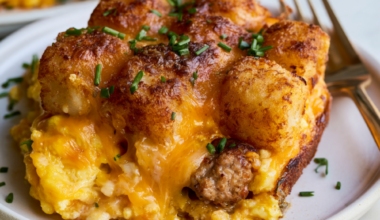 Crockpot Breakfast Recipes-Recipe 4_ Crockpot Tater Tot Breakfast Casserole