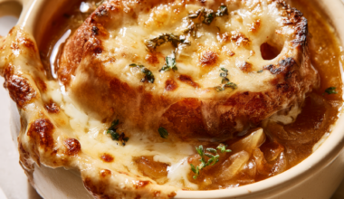 Crockpot French Onion Soup-bowl